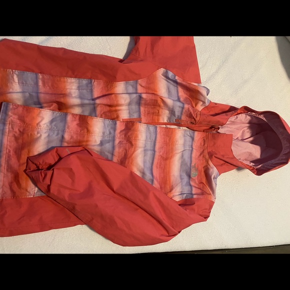 Pink north face rain jacket - Picture 4 of 5